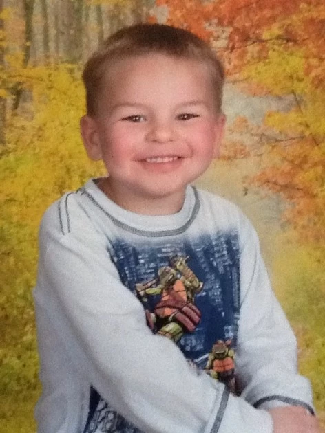 zander school picture yellow zander school picture yellow