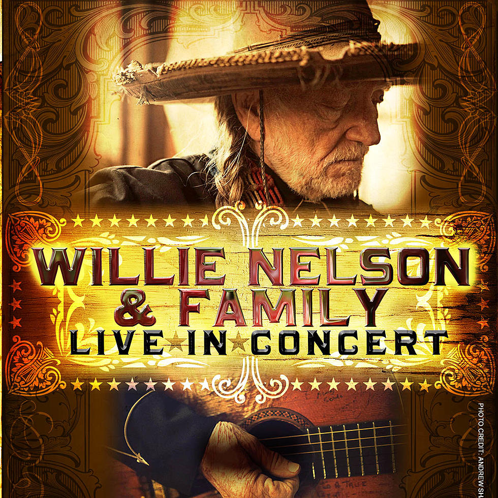 Willie Nelson and Family at Fiddler’s Green Amphitheatre