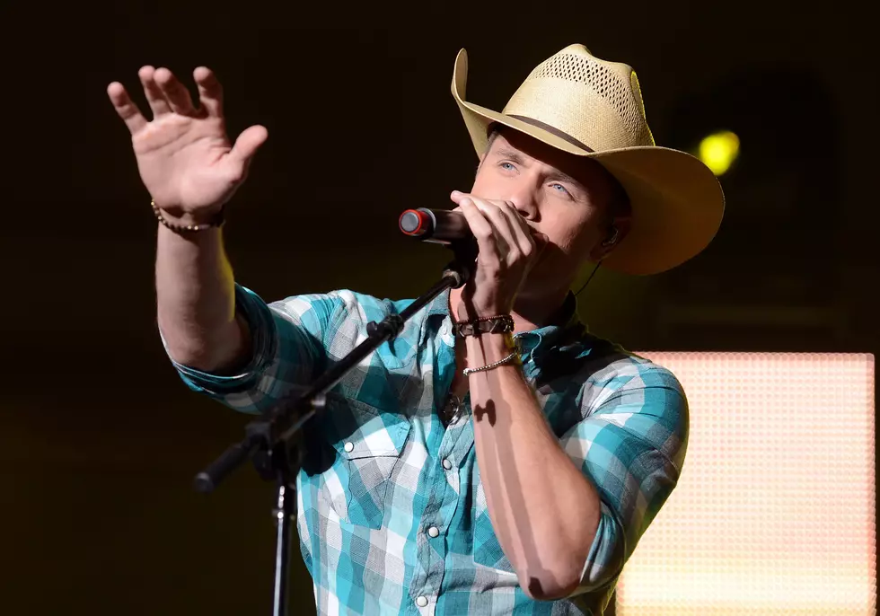 Dustin Lynch Playing 2018 Logan County Fair in Sterling